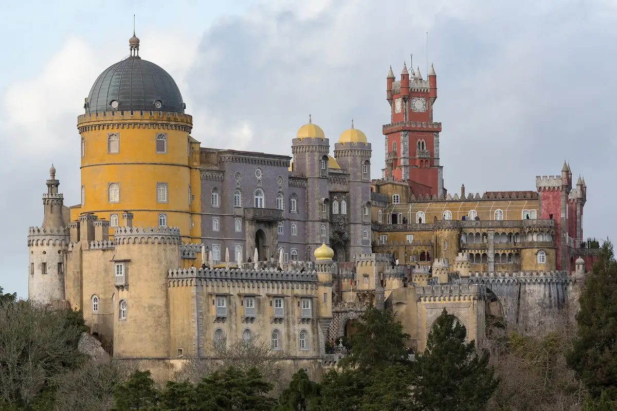 The colourful facades of Pena Palace